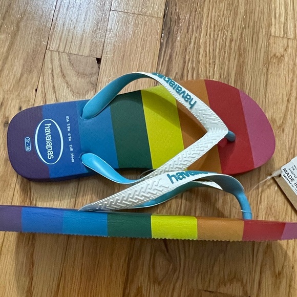 BNWT Havaianas  Pride limited edition - Picture 2 of 3